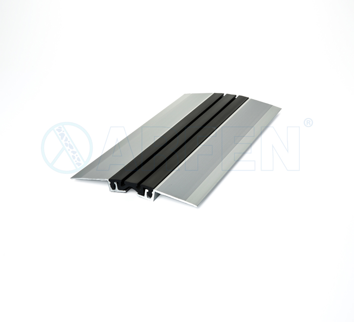 AR153-050K